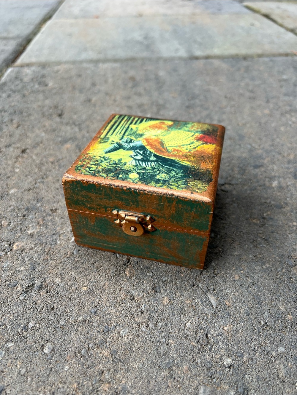 Vintage Decoupage Wooden Trinket Box Victorian Garden Jewelry Ring Box